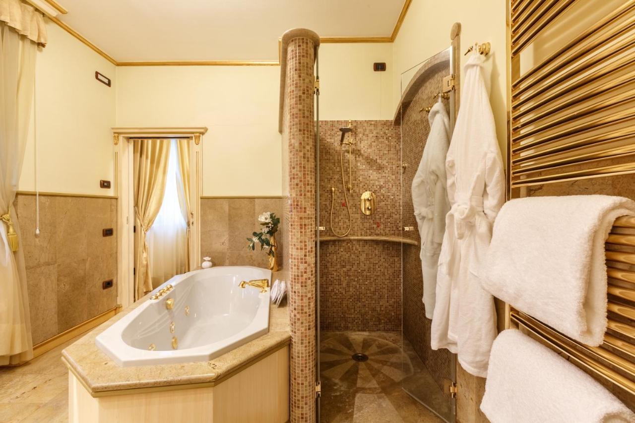 Relais Villa Quercia Tassullo Kültér fotó